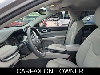 Used 2022 Jeep Compass Latitude FWD video 2
