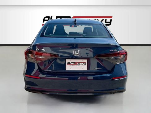 Used 2025 Honda Civic Sport image 6