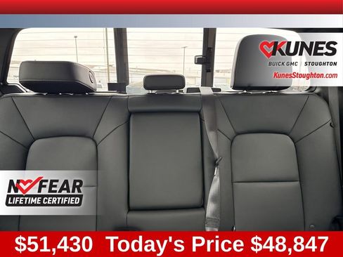 New 2026 GMC Canyon Elevation w/ Convenience Package image 33