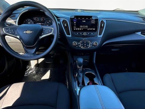 Used 2023 Chevrolet Malibu LT image 16