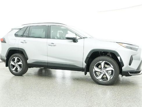 New 2025 Toyota RAV4 SE image 91