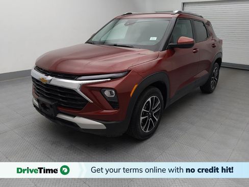Used 2024 Chevrolet TrailBlazer LT FWD image 1