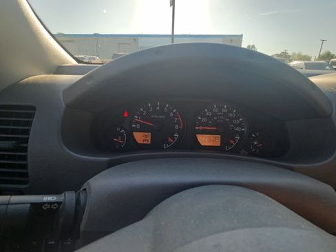 Used 2019 Nissan Frontier SV AWD/4WD image 17