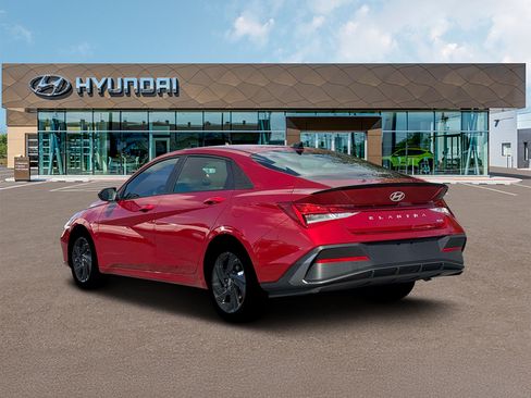 New 2026 Hyundai Elantra SEL FWD image 5