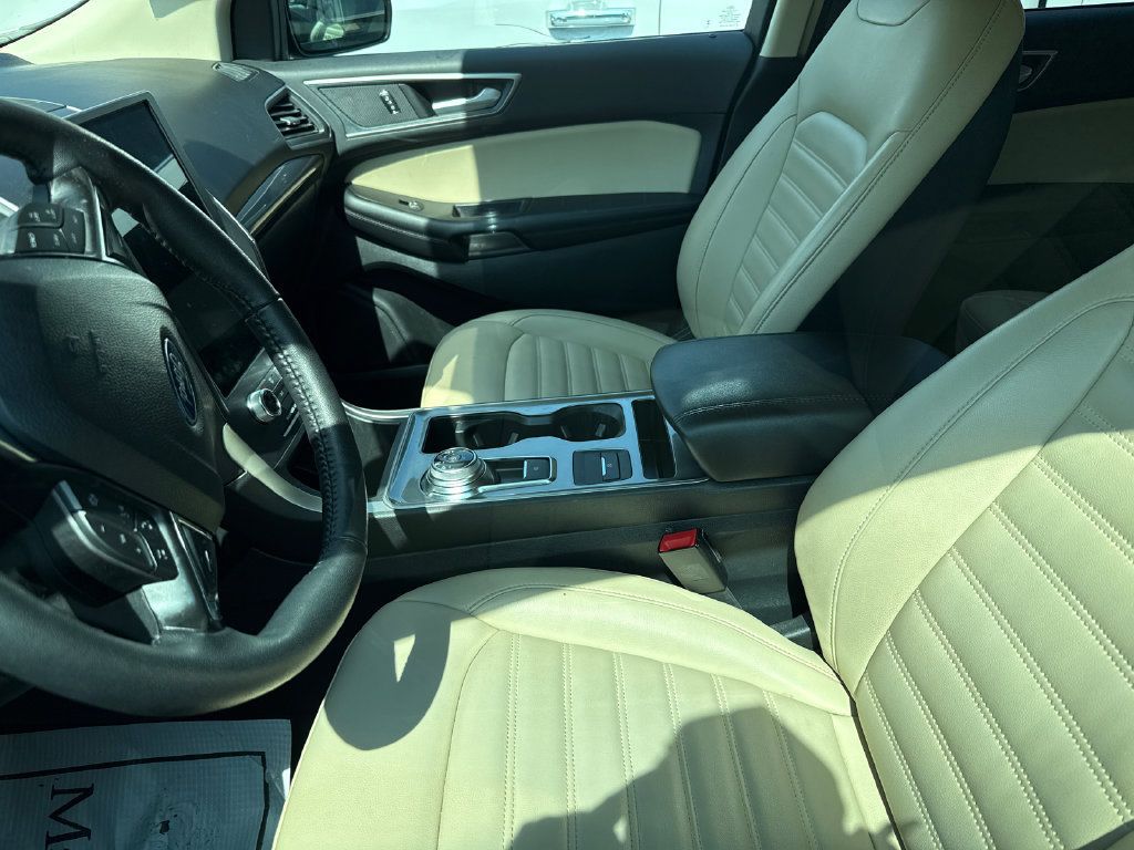Used 2024 Ford Edge SEL AWD/4WD image 6
