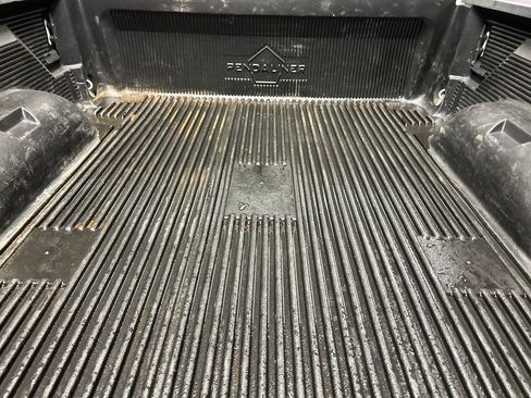 Used 2021 RAM 2500 Big Horn image 23