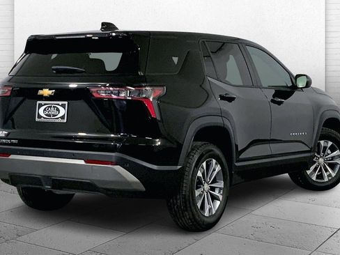 Used 2025 Chevrolet Equinox LT image 13