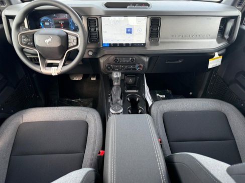 New 2026 Ford Bronco 4-Door image 6