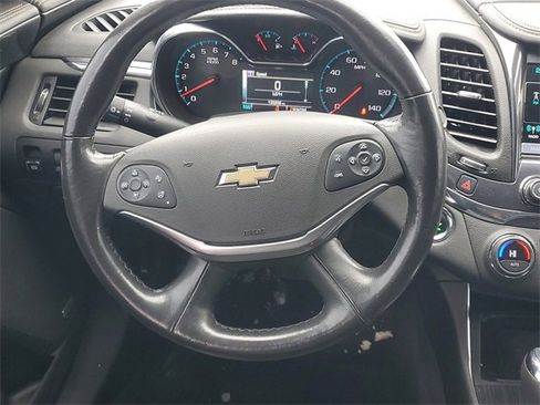 Certified 2016 Chevrolet Impala LTZ w/ Enhanced Convenience Package image 13