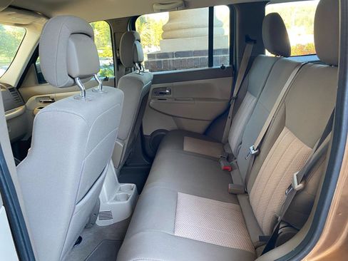 Used 2012 Jeep Liberty Sport w/ Popular Equipment Group RWD image 15