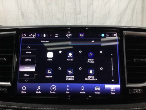 Used 2022 Chrysler Pacifica Limited w/ S Appearance Package FWD image 36