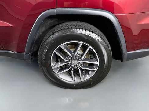 Used 2018 Jeep Grand Cherokee Limited AWD/4WD image 36
