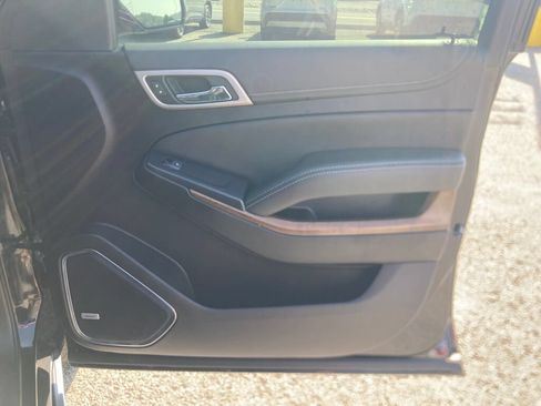 Used 2019 GMC Yukon XL Denali w/ Denali Ultimate Package AWD/4WD image 21
