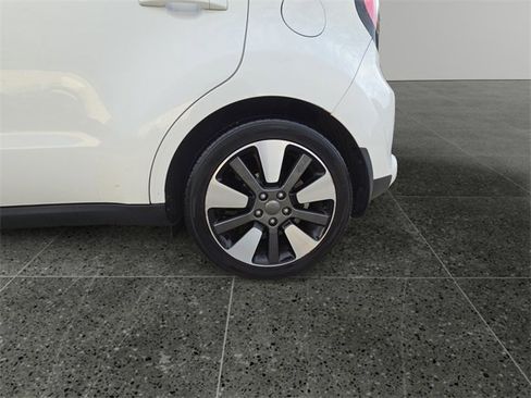 Used 2014 Kia Soul ! w/ Sun & Sound Package image 18