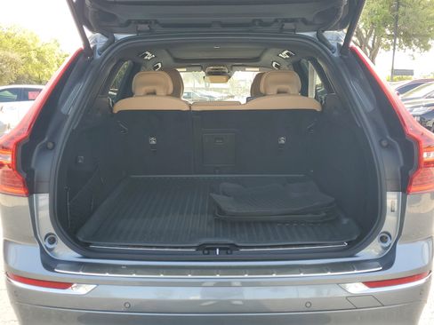 Used 2021 Volvo XC60 T5 Inscription w/ Advanced Package image 10