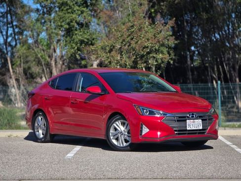 Used 2020 Hyundai Elantra SEL image 3