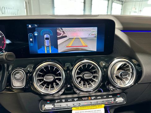 New 2026 Mercedes-Benz GLA 250 4MATIC image 11