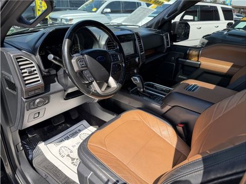 Used 2016 Ford F150 Limited RWD image 18