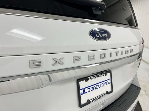 Used 2022 Ford Expedition Max Limited AWD/4WD image 28