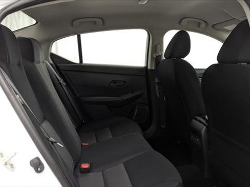 Used 2024 Nissan Sentra SV FWD image 18