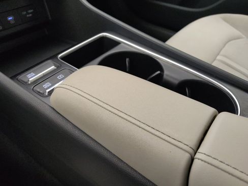 Used 2025 Hyundai Sonata SEL FWD image 26