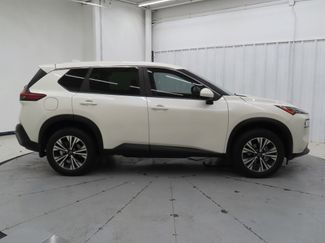 Used 2023 Nissan Rogue SV video 2