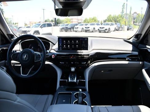Used 2026 Acura MDX SH-AWD w/ Technology Package image 22