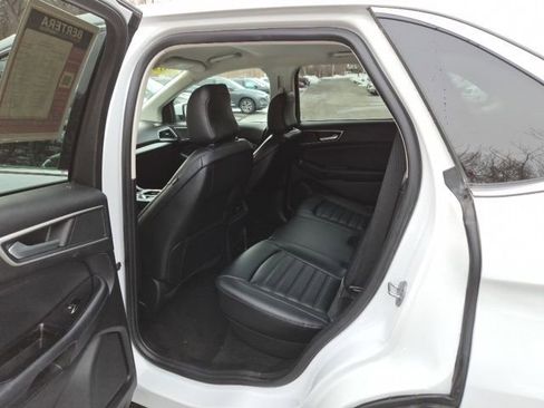 Used 2024 Ford Edge SEL image 14