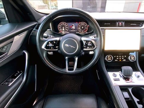 Used 2021 Jaguar F-PACE S image 6