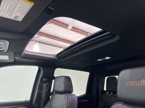 New 2026 Chevrolet Silverado 1500 High Country image 18