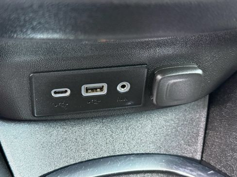 Used 2024 Chevrolet Malibu LT FWD image 24