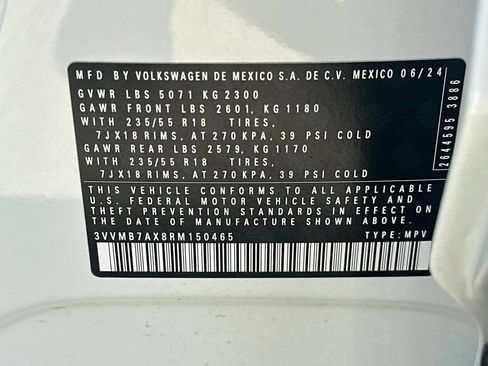Used 2024 Volkswagen Tiguan SE w/ Panoramic Sunroof Package AWD/4WD image 36