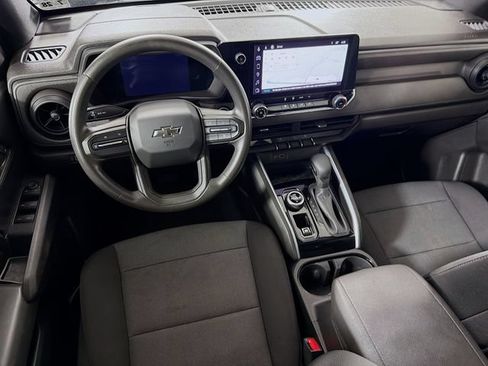 Used 2023 Chevrolet Colorado Trail Boss AWD/4WD image 28