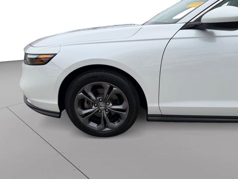 Used 2023 Honda Accord EX image 19