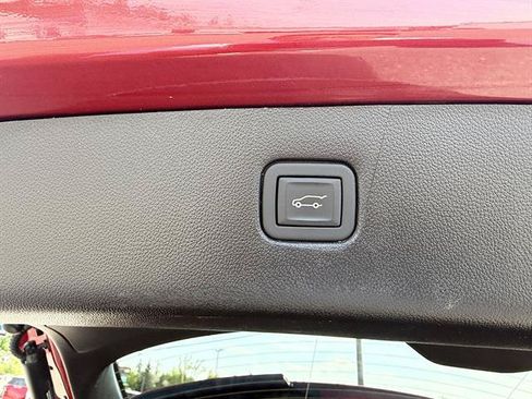 Used 2024 Chevrolet Blazer LT w/ Convenience Package AWD/4WD image 28