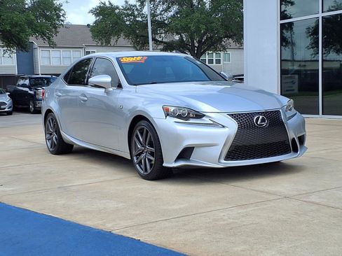 Used 2014 Lexus IS 250 w/ F-Sport Package RWD image 2