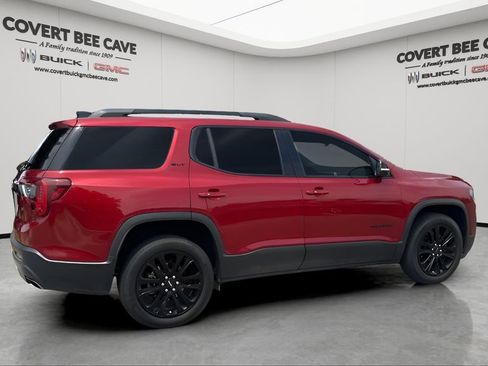 Used 2023 GMC Acadia SLT w/ Elevation Edition image 10