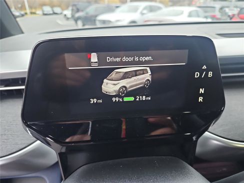 New 2025 Volkswagen ID. Buzz Pro S image 18