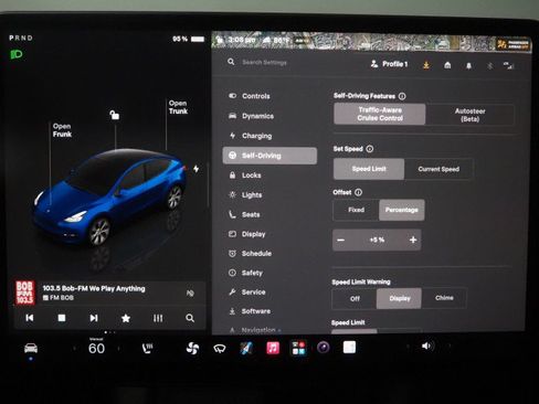 Used 2023 Tesla Model Y Long Range AWD/4WD image 30