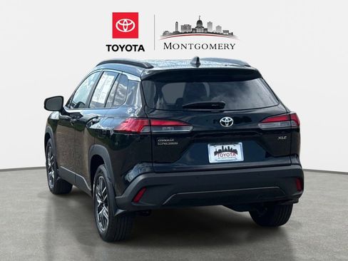 Used 2026 Toyota Corolla Cross XLE w/ Convenience Package FWD image 5