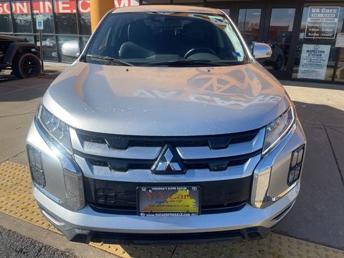 Used 2025 Mitsubishi Outlander Sport SE AWD/4WD image 9