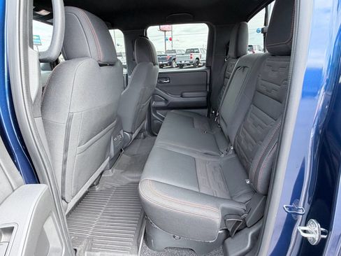 Used 2022 Nissan Frontier PRO-4X image 26