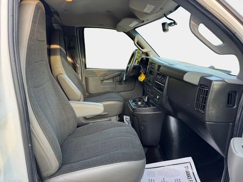 Used 2020 Chevrolet Express 2500 w/ Driver Convenience Package RWD image 10