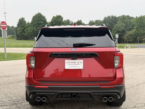 Used 2020 Ford Explorer ST w/ Premium Technology Package AWD/4WD image 4