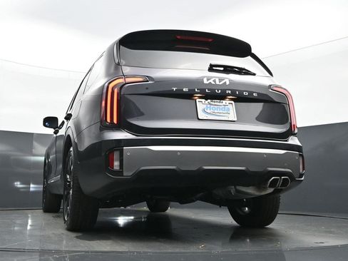 Used 2025 Kia Telluride SX w/ SX Captain's Chair Package FWD image 29