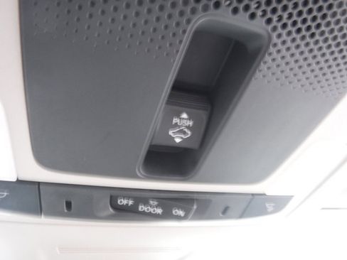 Used 2024 Honda CR-V EX-L image 27