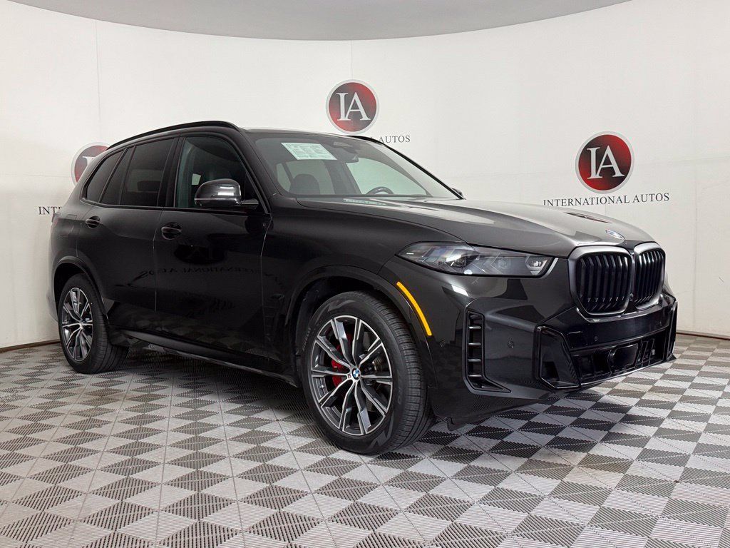 Used 2024 BMW X5 xDrive40i w/ M Sport Package AWD/4WD image 1