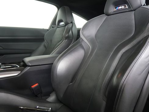 Used 2022 BMW M4 Competition w/ Executive Package RWD image 10