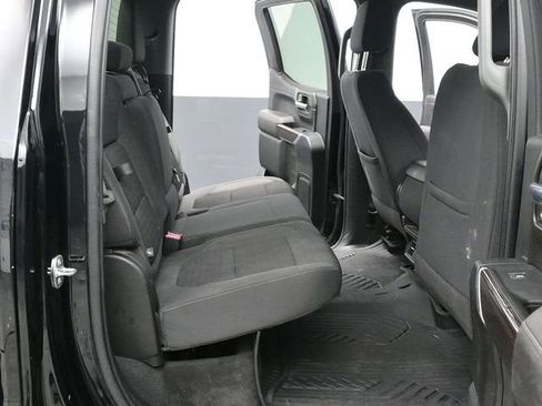 Used 2021 Chevrolet Silverado 1500 RST image 10