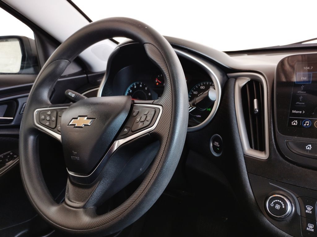 Used 2024 Chevrolet Malibu LS FWD image 28